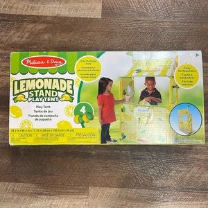 Melissa & Doug Lemonade Stand Play Tent